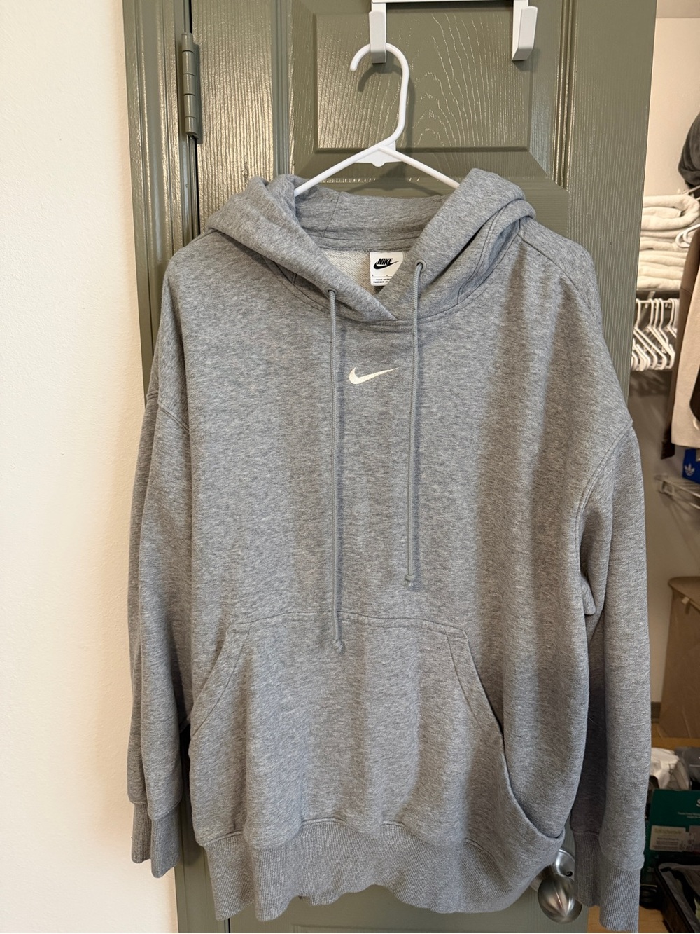 Nike Women’s Grey Pullover Hoodie Sweatshirt
